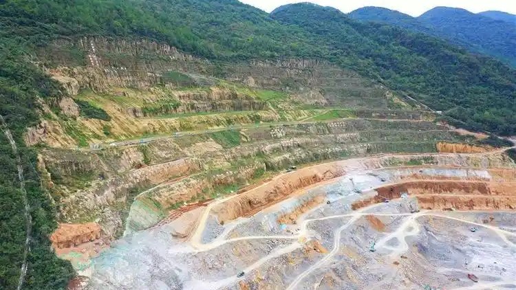可再生资源垃圾回收解决方案