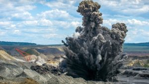Read more about the article 民用爆炸物安全监管：智能化方案如何提升行业安全和效率