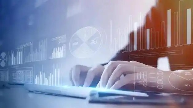 Read more about the article 如何通过工业数据采集实现智慧工厂转型？