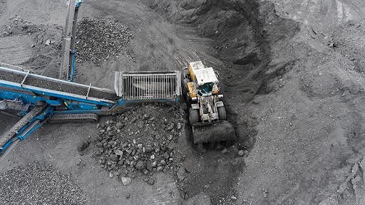 Read more about the article 智慧矿山建设：如何选择真正适合自身业务的解决方案？